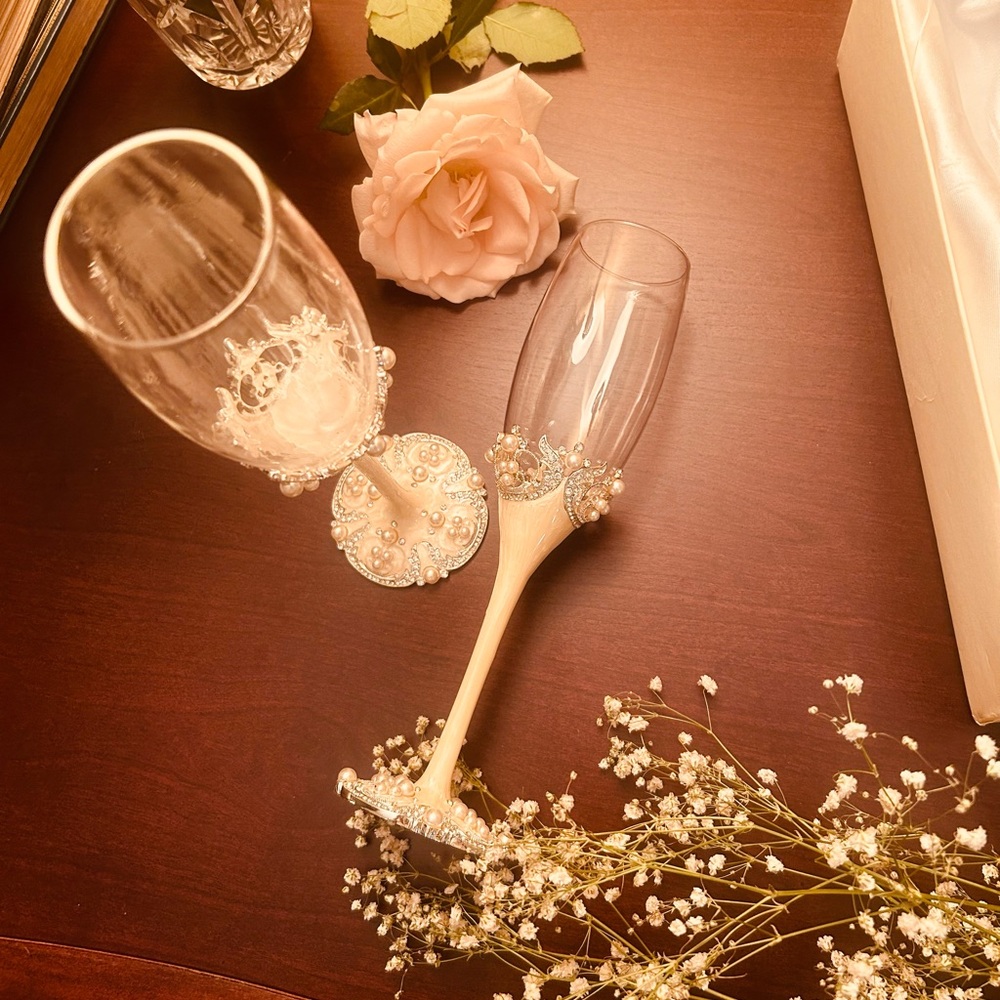 Champagne Toasting Flutes Ornate Pearl & Rhinestone Wedding/Anniversary Glasses